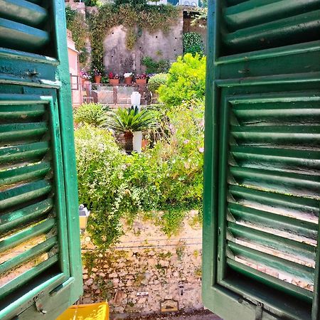La Terrazza Di Ameglia Alta Apartman Kültér fotó