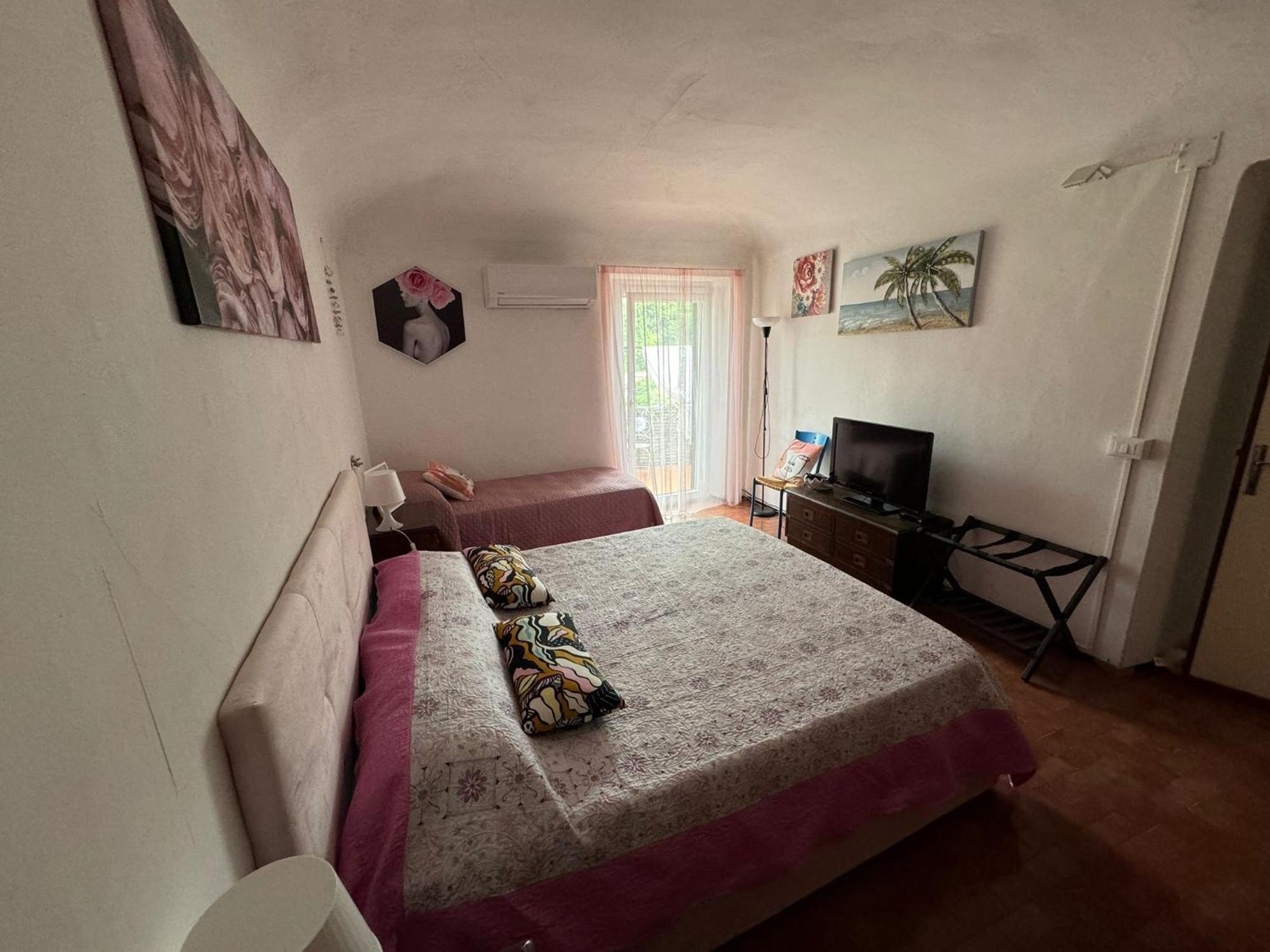 La Terrazza Di Ameglia Alta Apartman Kültér fotó